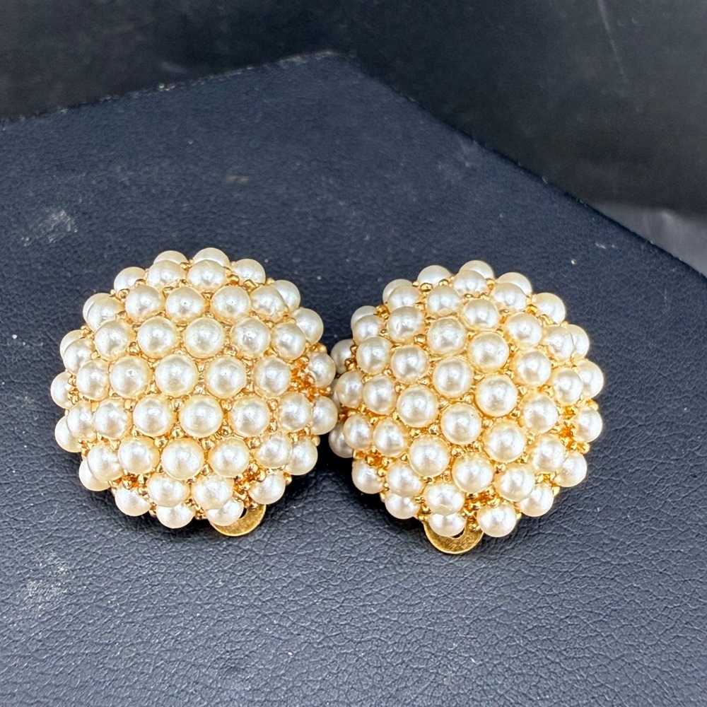 Vintage Jomaz Clip On‎ Earrings Faux Pearl Gold Tone Cluster